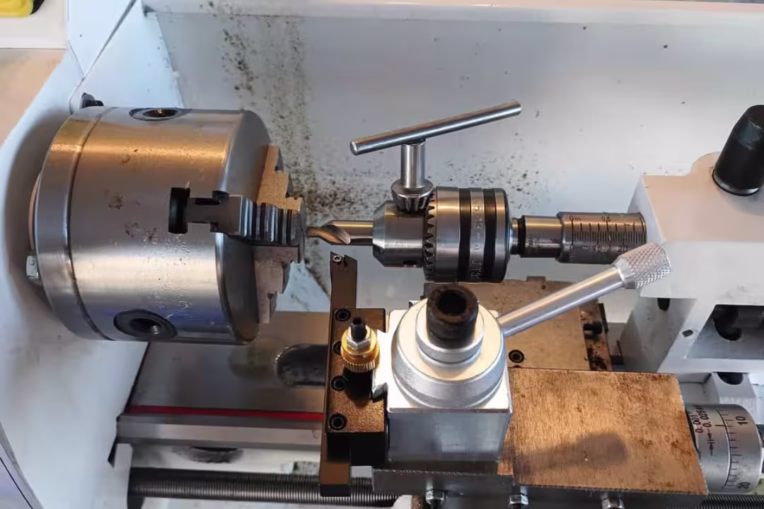 VEVOR Metal Lathe 1